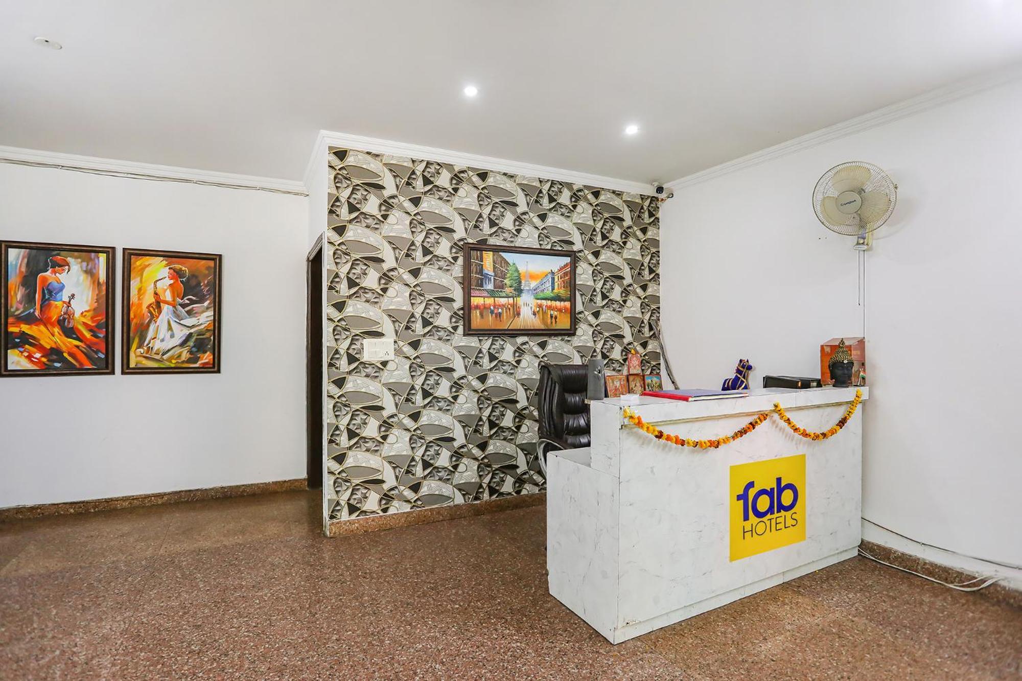 Fabhotel Corporate Stay Noida Exterior foto